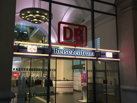 s_db station